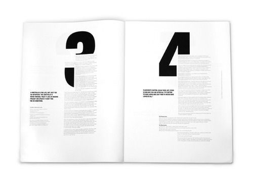 Uppslag med svart geometrisk typografi och asymmetriska textblock